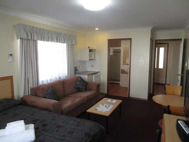 Imagen de la habitación del Motel Riviera On Ruthven. Foto 4