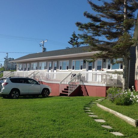 Imagen de los exteriores del Motel Rocher Perc&eacute; B&B. Foto 9