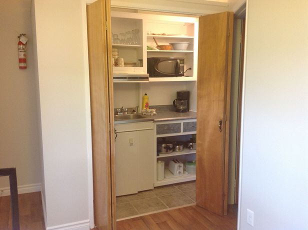 Imagen de los exteriores del Motel Rocher Perc&eacute; B&B. Foto 13