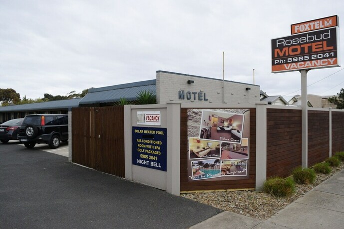 Imagen de los interiores del Motel Rosebud. Foto 40