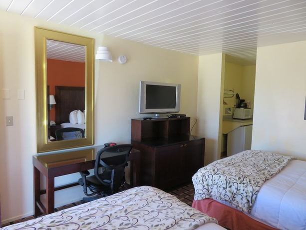Imagen de la habitación del Motel Royal Crest. Foto 4
