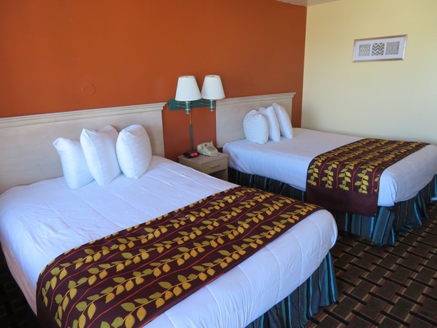Imagen de la habitación del Motel Royal Crest. Foto 5
