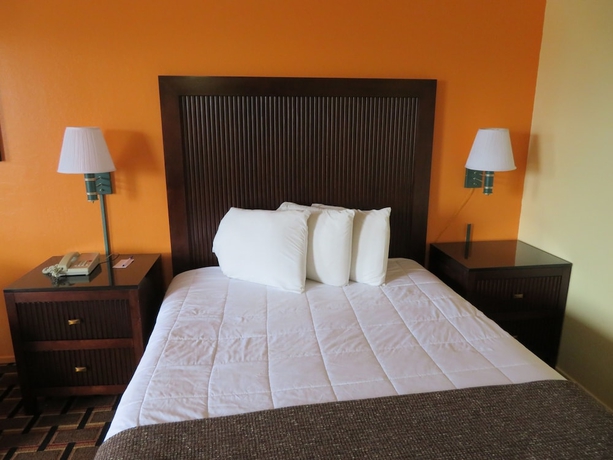 Imagen de la habitación del Motel Royal Crest. Foto 12