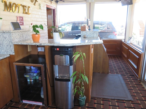 Imagen de los interiores del Motel Royal Crest. Foto 19