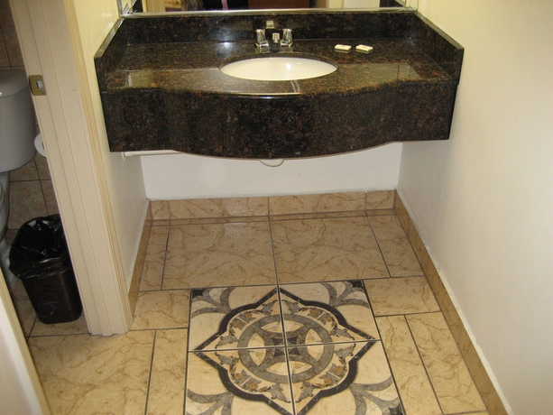 Imagen de la habitación del Motel Royal Inn Long Beach. Foto 2