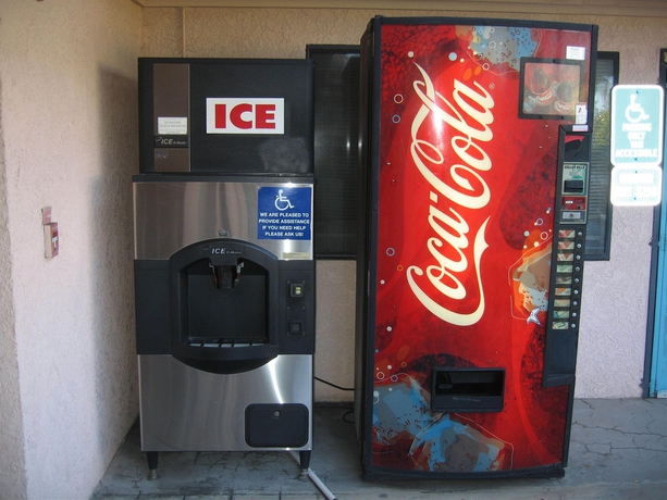 Imagen de los interiores del Motel Royal Inn Long Beach. Foto 16