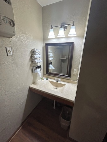 Imagen de la habitación del Motel Royal Rest. Foto 14