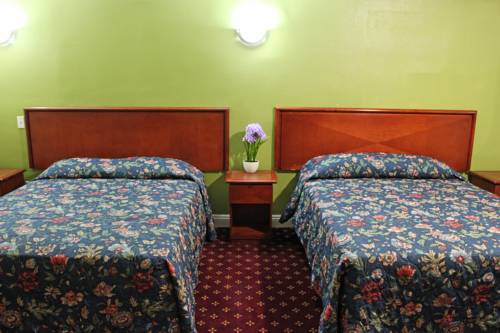 Imagen de la habitación del Motel Royla. Foto 9