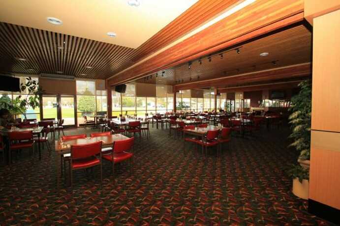 Imagen del bar/restaurante del Motel Rubicon Hotel. Foto 13