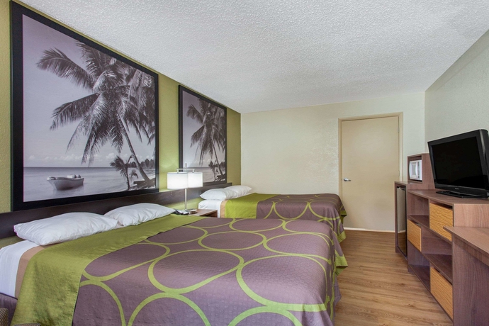 Imagen de la habitación del Motel SUPER 8 CLEARWATER. Foto 4