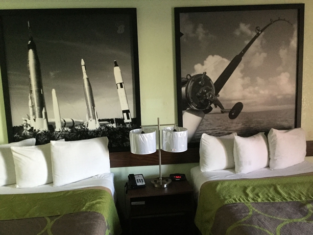 Imagen de la habitación del Motel SUPER 8 CLEARWATER. Foto 13