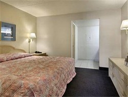 Imagen de la habitación del Motel SUPER 8 TAMPA. Foto 8