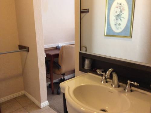 Imagen de la habitación del Motel Sage. Foto 4