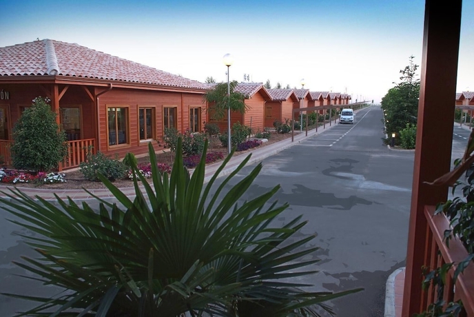 Imagen general del Motel San Isidro, Villarrubio. Foto 1