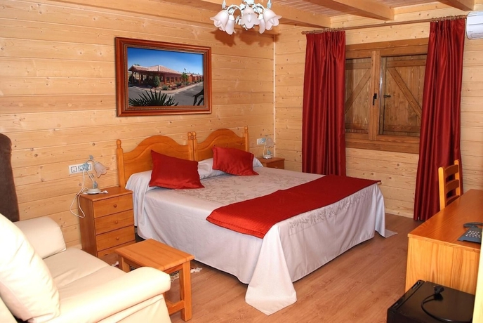 Imagen de la habitación del Motel San Isidro, Villarrubio. Foto 16