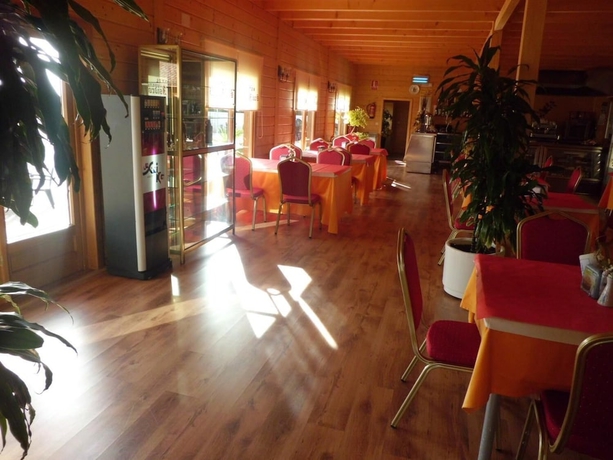 Imagen del bar/restaurante del Motel San Isidro, Villarrubio. Foto 6