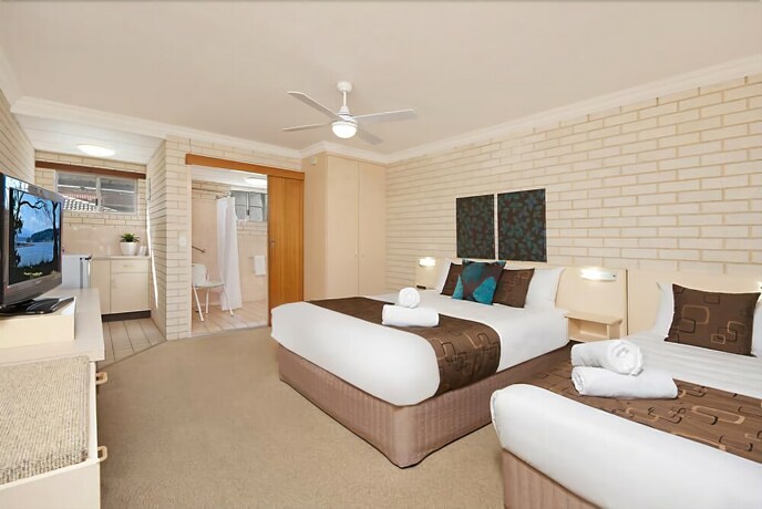 Imagen de la habitación del Motel Santa Fe and Holiday Units. Foto 30