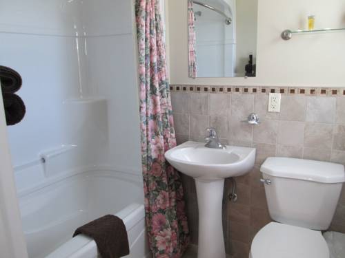 Imagen de la habitación del Motel Scenic Moncton. Foto 7