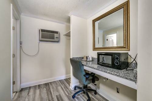 Imagen de la habitación del Motel Sea Hawk Oceanfront. Foto 9