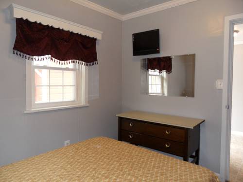 Imagen de la habitación del Motel Seven Dwarfs and Cabins. Foto 7