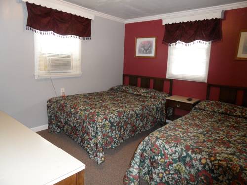 Imagen de la habitación del Motel Seven Dwarfs and Cabins. Foto 8