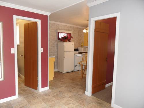 Imagen de la habitación del Motel Seven Dwarfs and Cabins. Foto 11