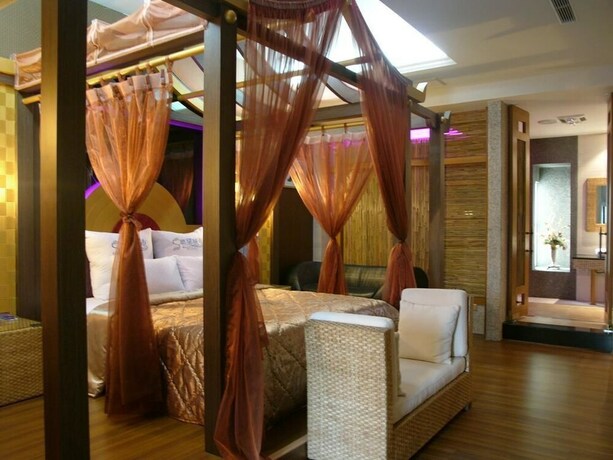 Imagen de la habitación del Motel Sexy City. Foto 12
