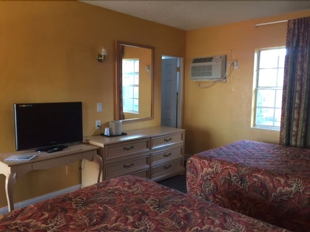 Imagen de la habitación del Motel Shangri La Motel Ocala near Hwy 301. Foto 5