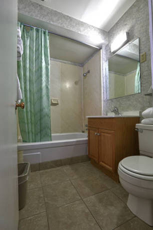 Imagen de la habitación del Motel Shasta Pines and Suites. Foto 8
