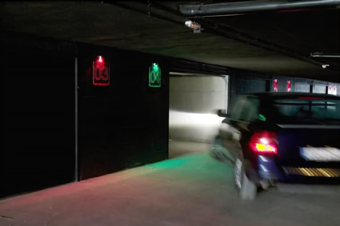 Imagen de los interiores del Motel Shhh. Foto 18