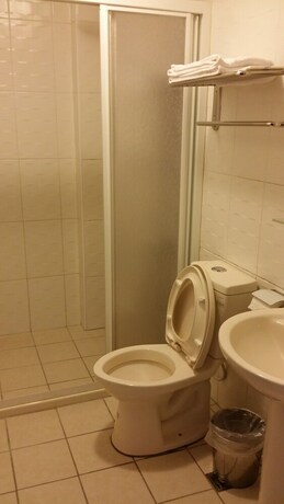 Imagen de la habitación del Motel Shinyes. Foto 28