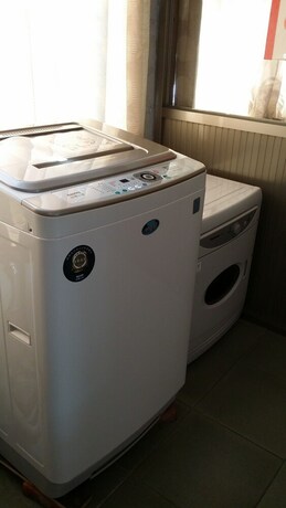 Imagen de los interiores del Motel Shinyes. Foto 39