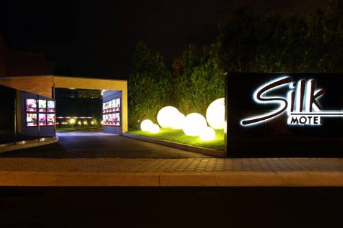 Imagen de la habitación del Motel Silk. Foto 2