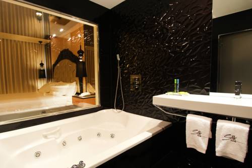 Imagen de la habitación del Motel Silk. Foto 7