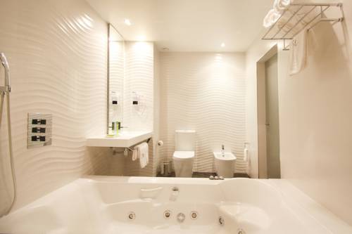 Imagen de la habitación del Motel Silk. Foto 9