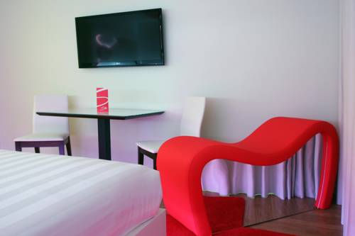 Imagen de la habitación del Motel Silk. Foto 16