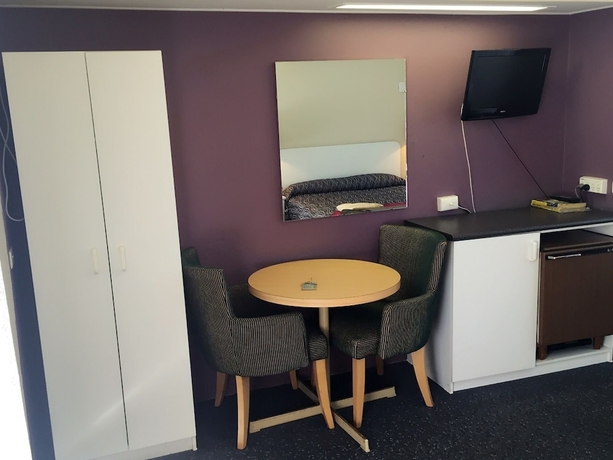 Imagen de la habitación del Motel Silver Oaks. Foto 8