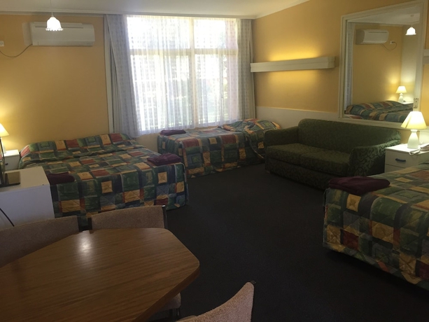 Imagen de la habitación del Motel Silver Oaks, Gilgandra. Foto 12