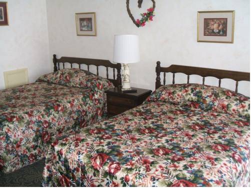 Imagen de la habitación del Motel Simmons. Foto 8
