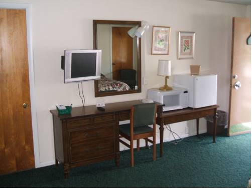 Imagen de la habitación del Motel Simmons. Foto 10