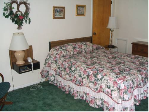 Imagen de la habitación del Motel Simmons. Foto 11