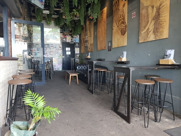 Imagen del bar/restaurante del Motel Six Degrees. Foto 16