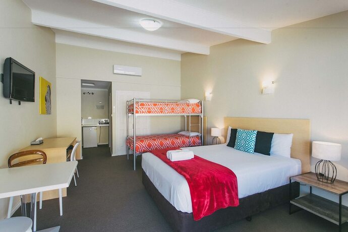 Imagen de la habitación del Motel Six Degrees. Foto 19