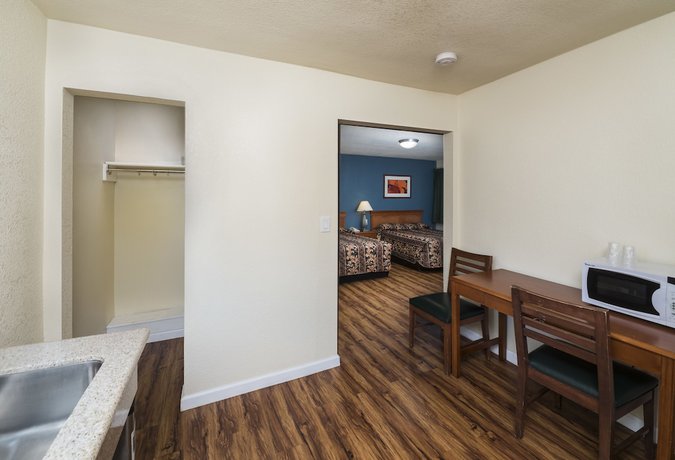 Imagen de la habitación del Motel Sky Riders. Foto 10