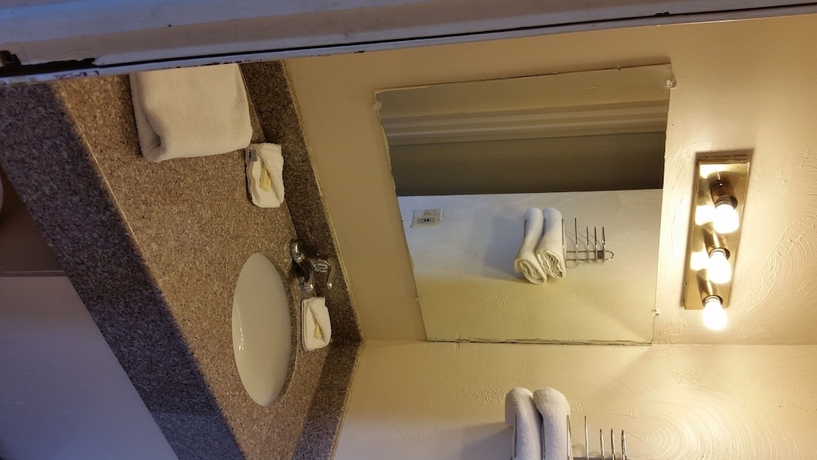 Imagen de la habitación del Motel Skylark, Midway Aeropuerto. Foto 12