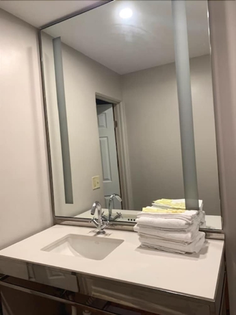 Imagen de la habitación del Motel Skylark, Midway Aeropuerto. Foto 15