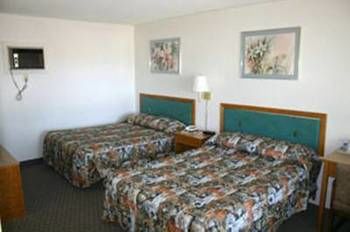 Imagen del bar/restaurante del Motel Skyline and Campus Inn. Foto 2