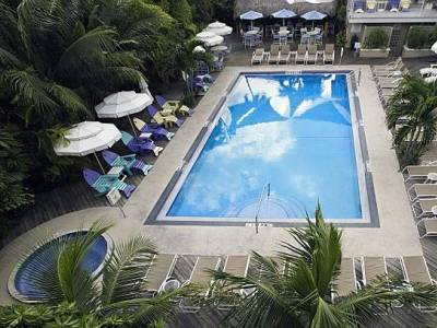 Imagen de la piscina del Motel Southernmost. Foto 4
