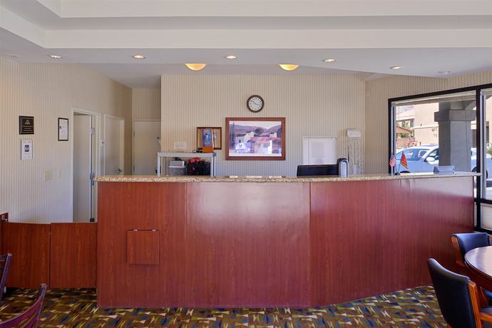 Imagen de los interiores del Motel Starlight Inn and Suites Motel 29 Palms Joshua Tree National Park. Foto 18