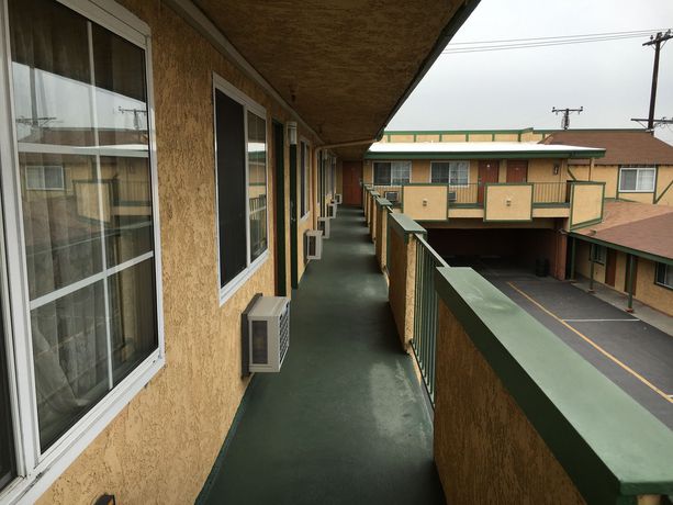 Imagen de los exteriores del Motel Starlite, Bellflower. Foto 11